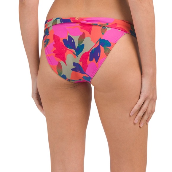 SOLD OUT - Picture 4 of 7